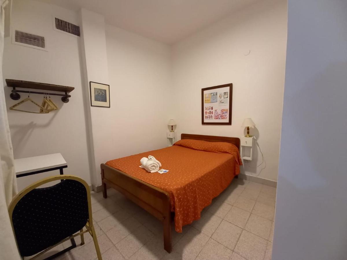 Hotel San Carlos Буенос Айрес Екстериор снимка