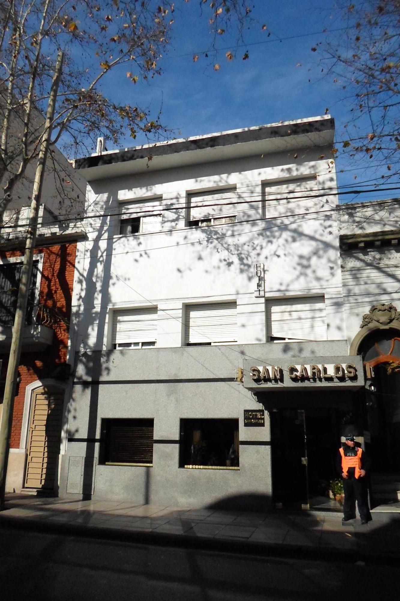 Hotel San Carlos Буенос Айрес Екстериор снимка