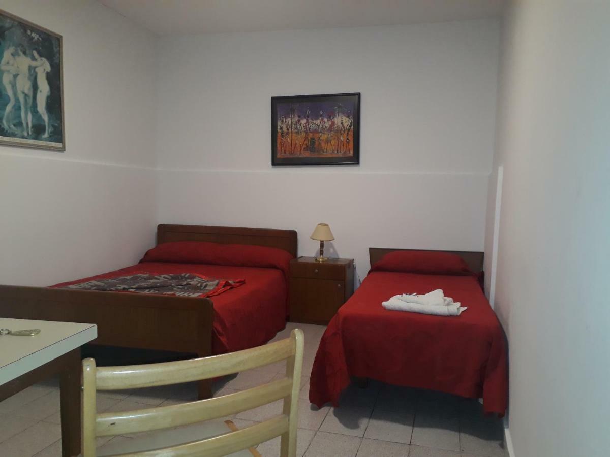 Hotel San Carlos Буенос Айрес Екстериор снимка