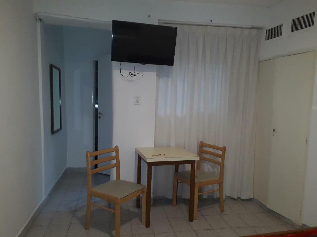 Hotel San Carlos Буенос Айрес Екстериор снимка