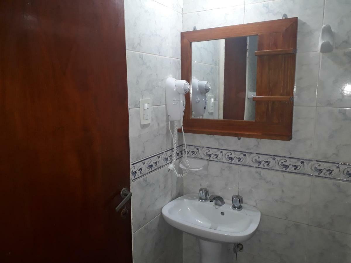 Hotel San Carlos Буенос Айрес Екстериор снимка